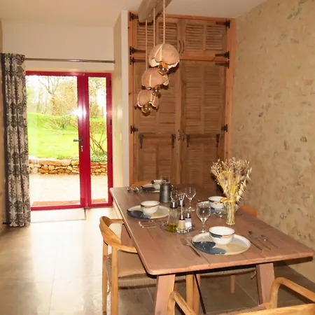 Ecoconcu Proche Zoo De La Fleche *